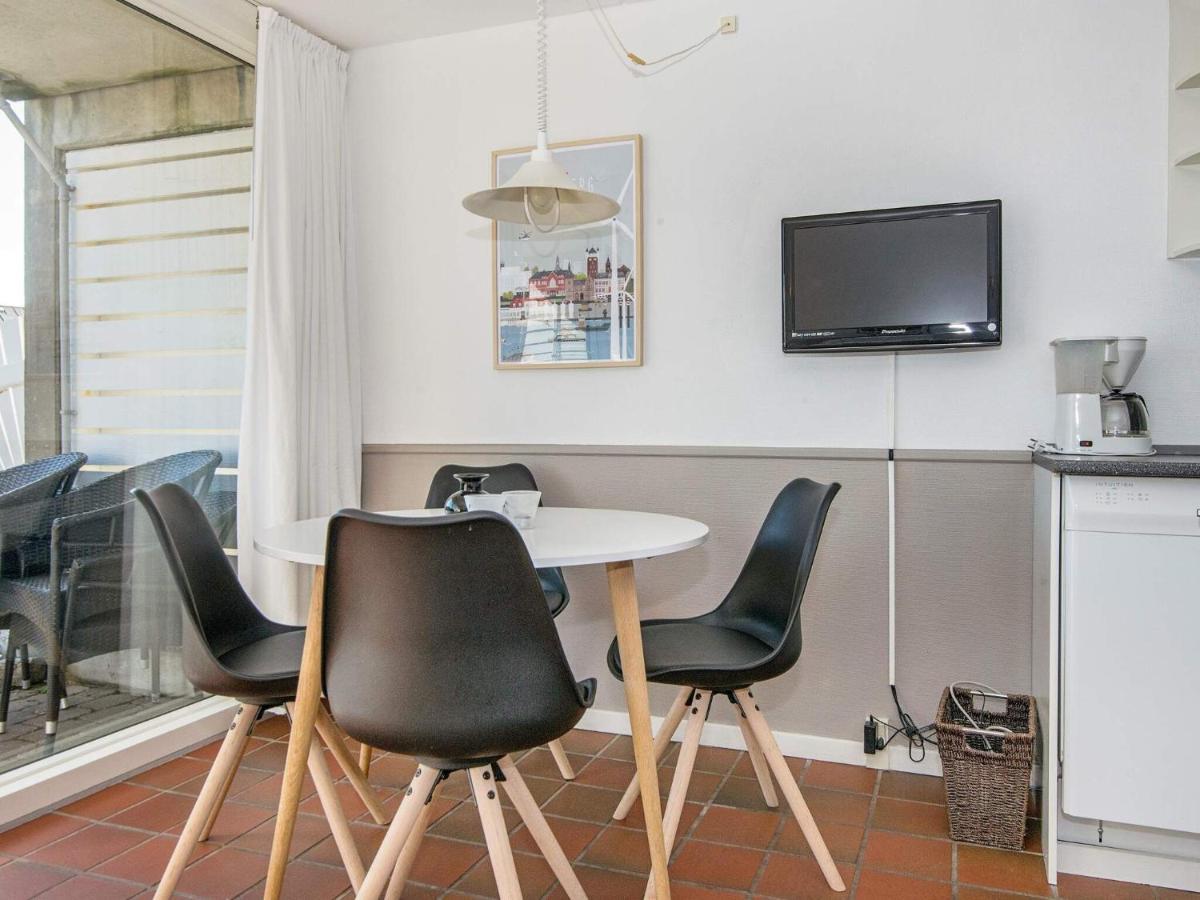 4 Person Holiday Home In Fan Fano Room photo